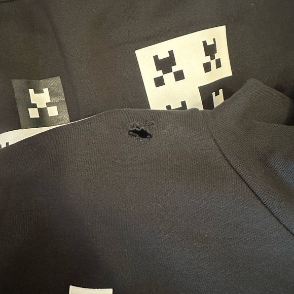 NWT Lacoste Minecraft Hoodie. Size Small. - Picture 10 of 11